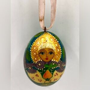 Hand Painted Russian Style Matreshka Doll Decorative Egg Shaped Floral Ornament